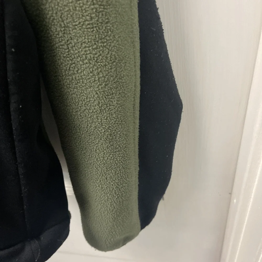 The North Face Men's Fleece Zip-Up Jacket - Medium Two-Tone Green